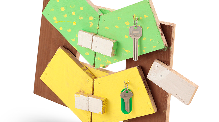 これを開けるための、かぎとかぎおき